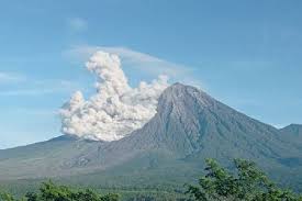 Erupsi Gunung Semeru